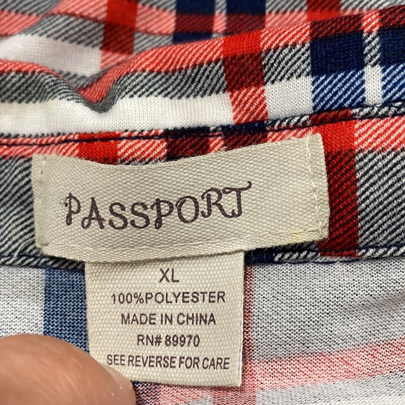 NWOT Passport woman’s Flannel shirt Size Xl but fit size Large Run smaller - Picture 6 of 6